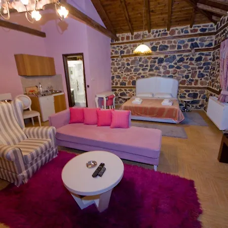 بيت ضيافة Xenonas Piperitsa 3*